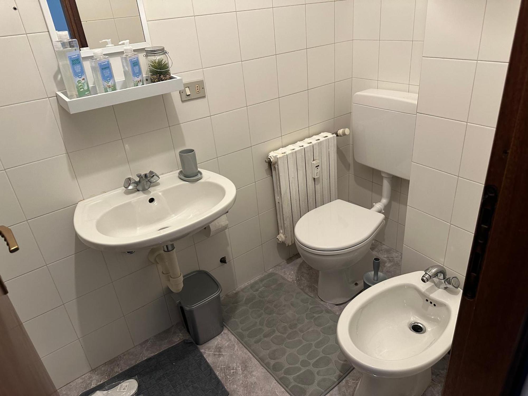 Flat In City Centre Tirano - 10 Minutes From Bernina Express Apartment Exterior photo